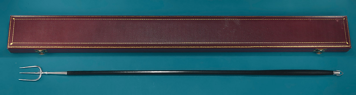 George III Silver Toasting Fork, Josepheus Read, London 1800, in antique leather Asprey Case 